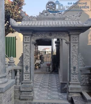 cổng đá đình chùa chạm khắc hoa văn cổ