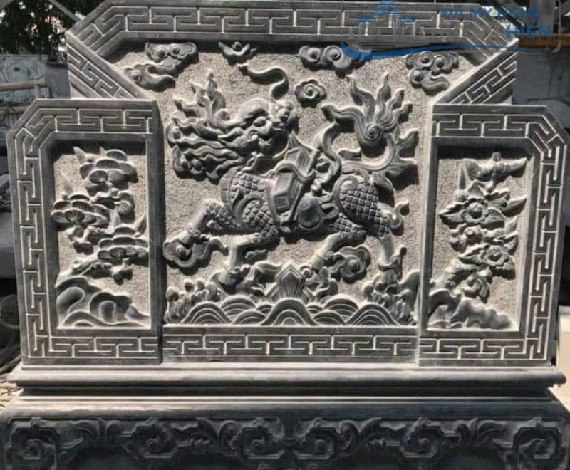 cuốn thư đá phong thủy trước nhà thờ họ đẹp