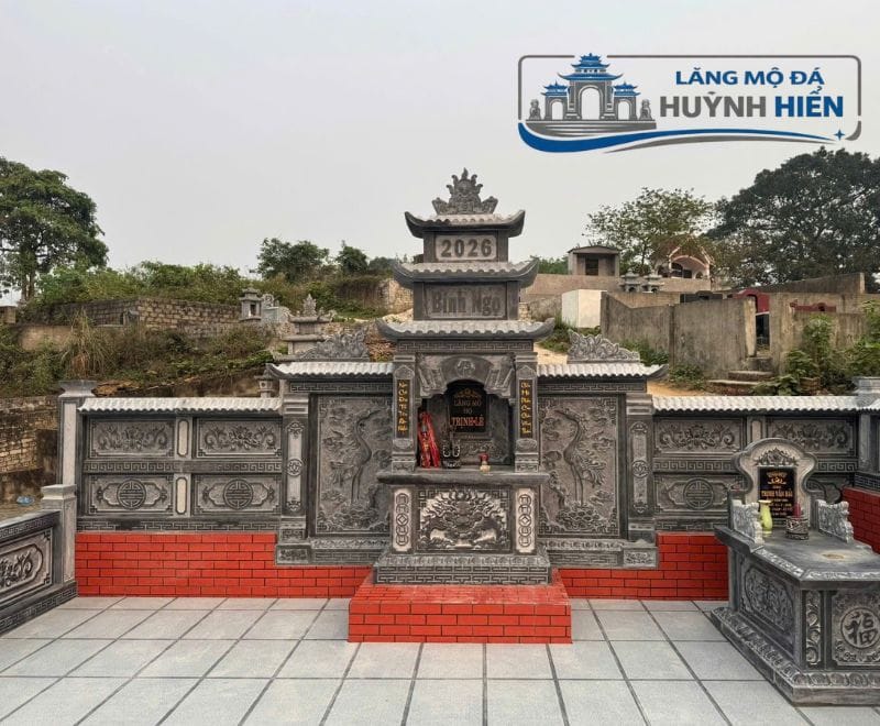 Chi tiết chạm khắc lăng mộ đá tinh xảo tại Hưng Yên