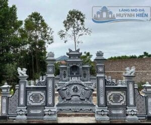 Mẫu khuôn viên lăng mộ đá đẹp giá tốt hiện nay