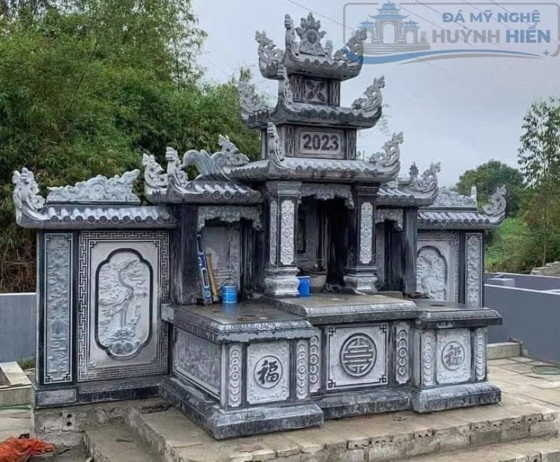 lang-tho-da-xanh-den-nguyen-khoi Long đình đá chạm khắc đơn giản đẹp - LT07