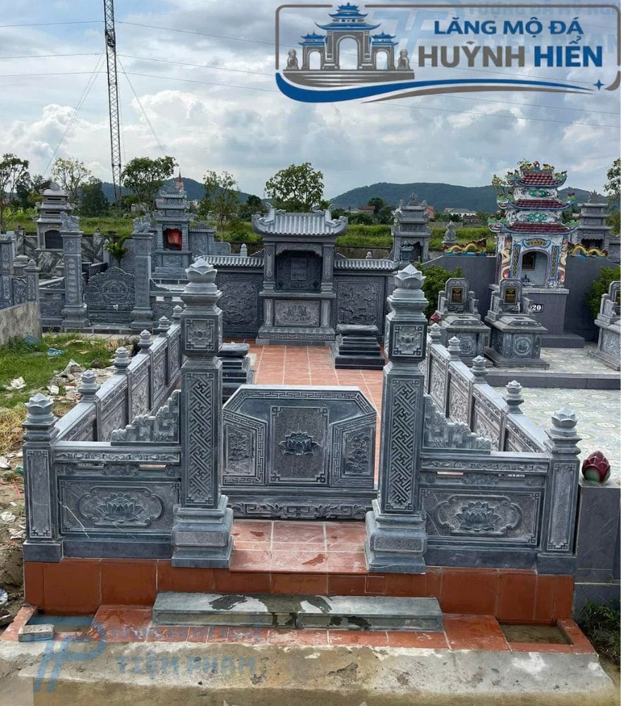 Cảm Ơn Khách Hàng Tin Tưởng – Hoàn Thành Lắp Đặt Khu Lăng Mộ Đá Tại Hà Nội lăng mộ đá tại Hà Nội Huỳnh Hiển hoàn thành