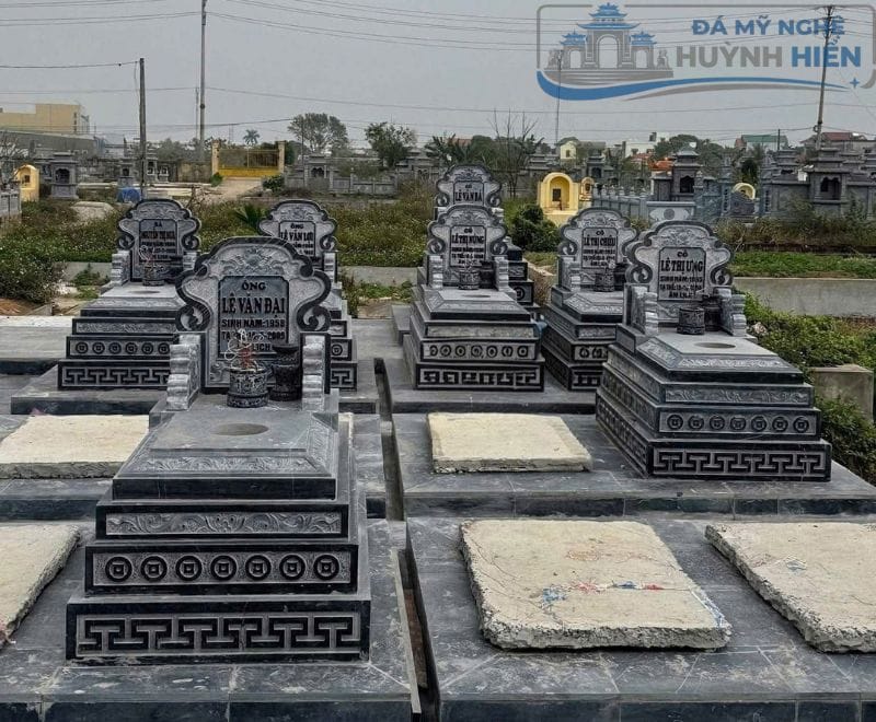 Địa chỉ thi công Mộ Đá tại Lâm Đồng uy tín, chuyên nghiệp Mộ đá tại Lâm Đồng bằng đá xanh tự nhiên đẹp