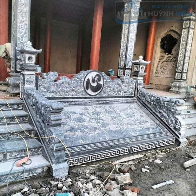 Chiếu rồng đá đẹp cho nhà thờ họ